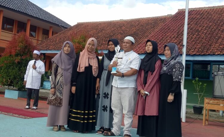 juara 3 lomba cerdas cermat IPS_PKN tingkat Kabupaten thn 2022